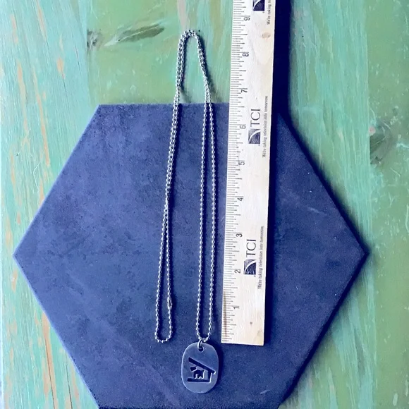 Sterling Silver Pendant Necklace with Dog Design - Picture 2 of 3